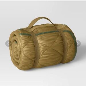 On the Go Collection Quilted Checkered Throw Blanket Green - Room Essentials